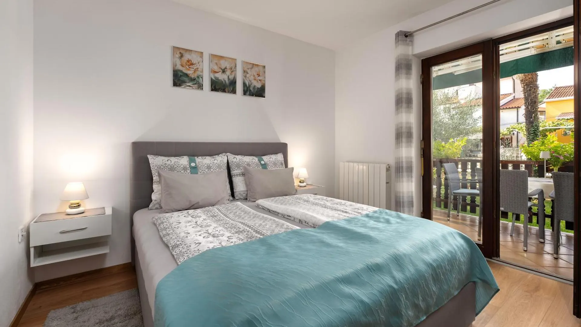 Ferienwohnung Mit Terrasse