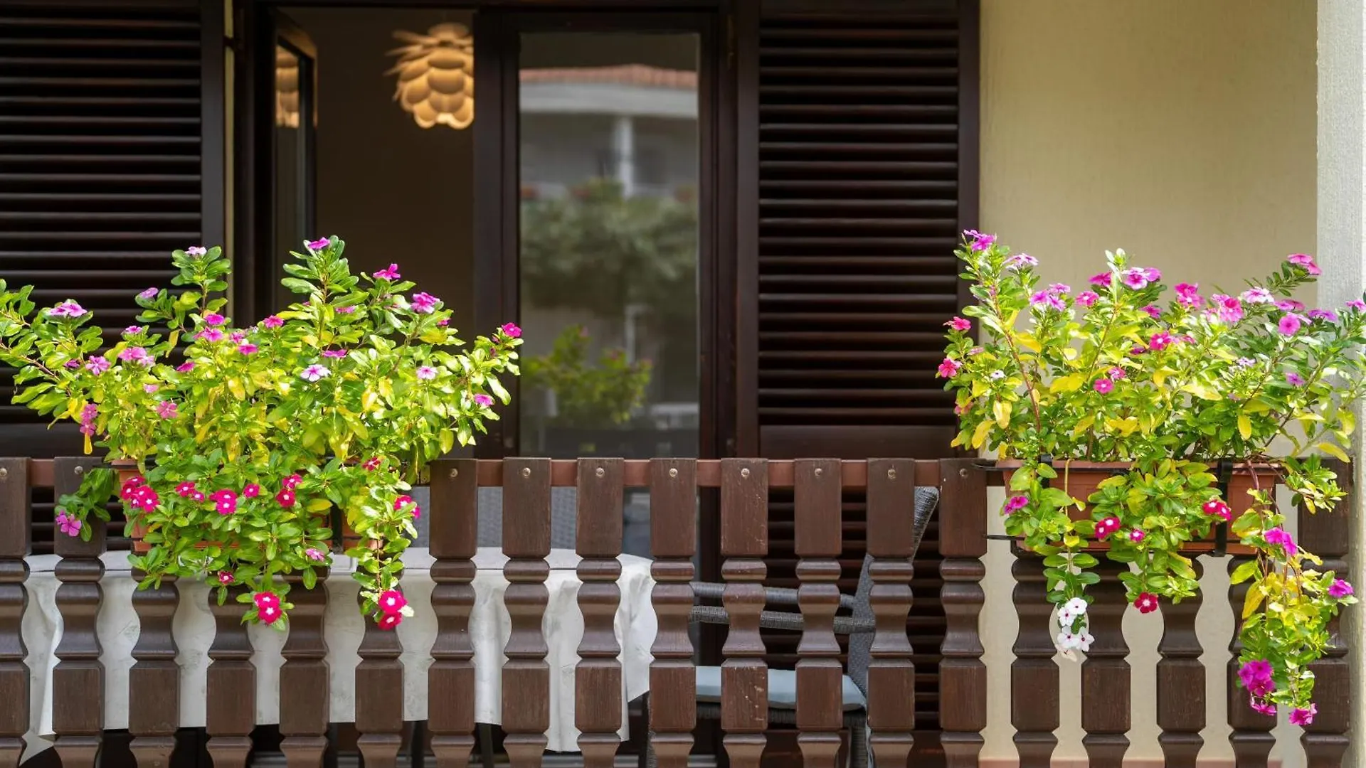 Ferienwohnung Mit Terrasse