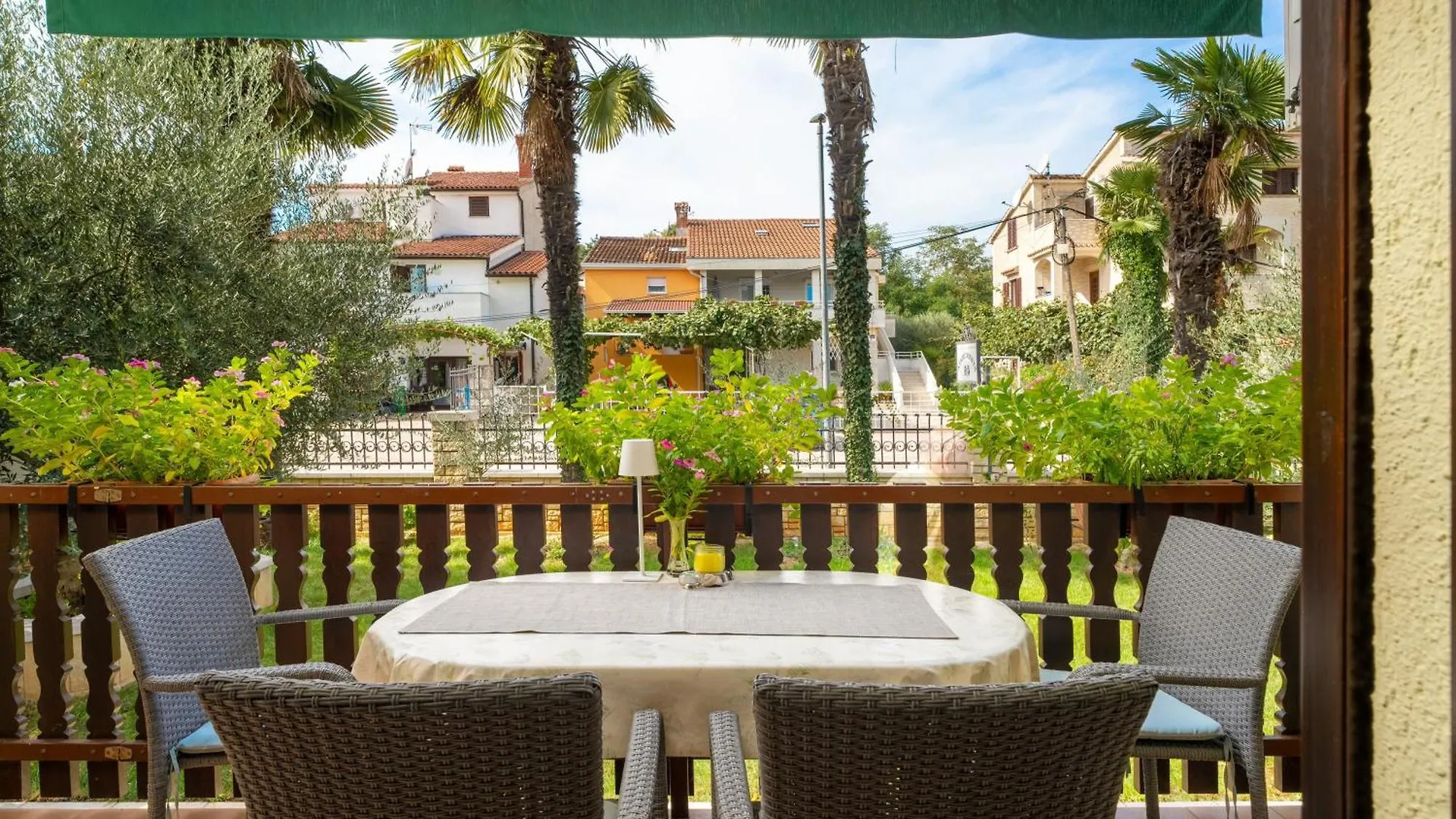 Ferienwohnung Mit Terrasse 0*, Funtana