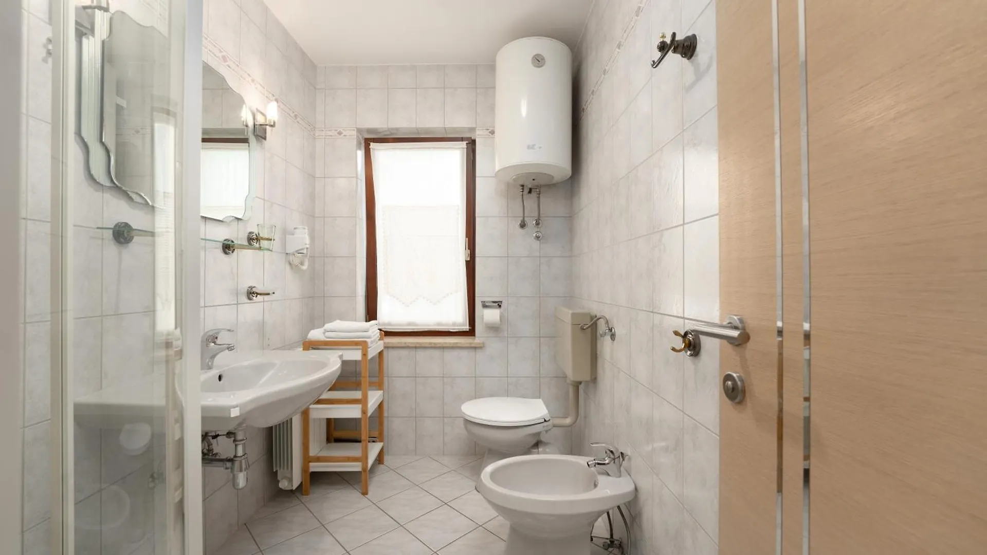 Ferienwohnung Mit Terrasse شقة