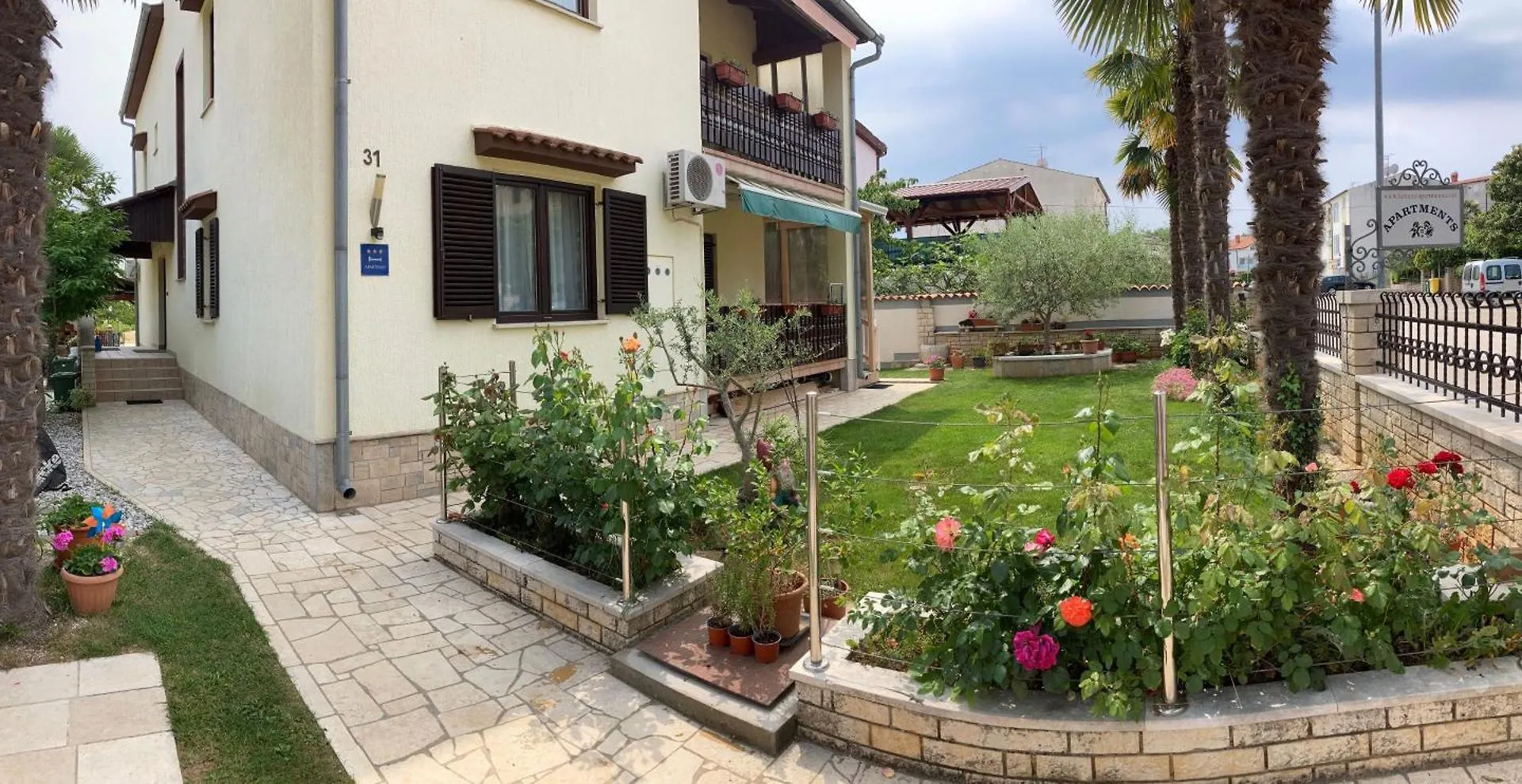 Ferienwohnung Mit Terrasse